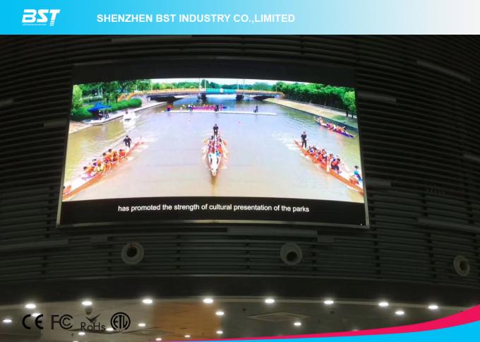 User Friendly Control Front Service LED Display For Mobile Media / Shopping Mall 0