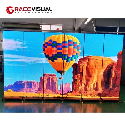 Indoor P2.5 640mmx1920mm Digital LED Poster Cascade Version 16 bit Gray Level